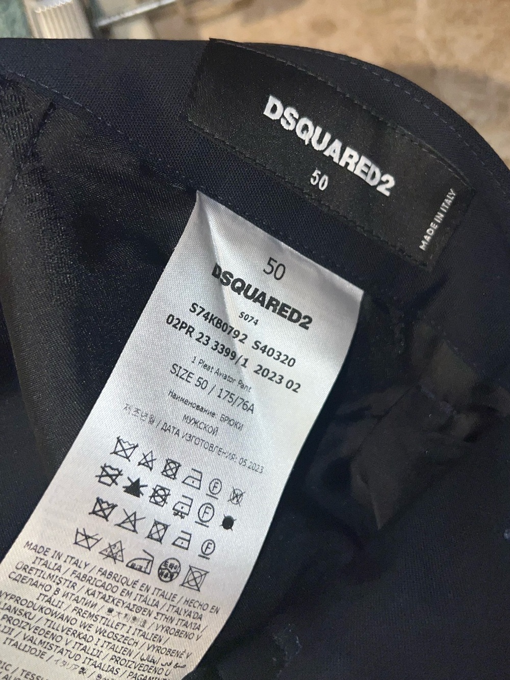 Authentic Men’s Dsquared2 Pants - Picture 5 of 5